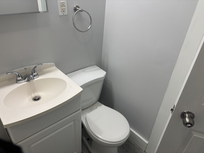 Photo du bâtiment - 570 Ellice Ave