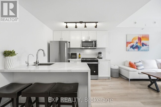 Building Photo - 1475 O'Connor Dr