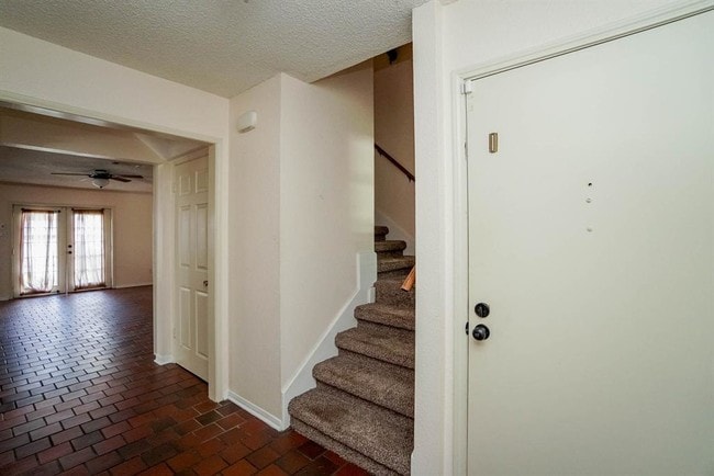 Building Photo - 14370 Misty Meadow Ln