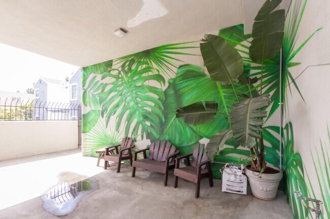 Foto del edificio - 932 South Westmoreland Avenue, Unit 211