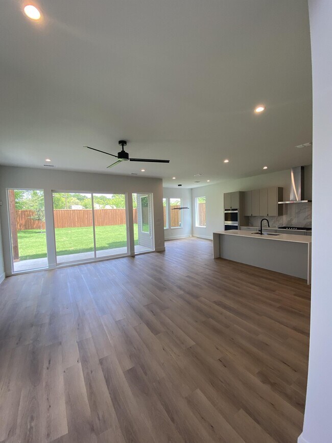 1719 Homeland St, Dallas, TX 75212 House Rental in Dallas, TX