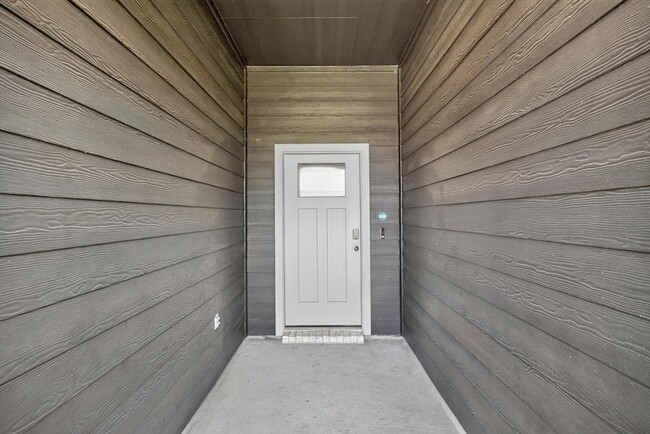 Building Photo - 29510 Paytons Park Ct