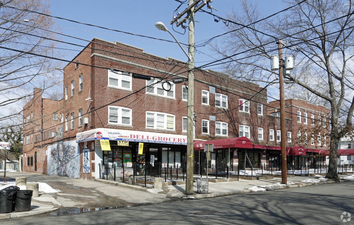 Century Square Apartments Apartments in Trenton, NJ