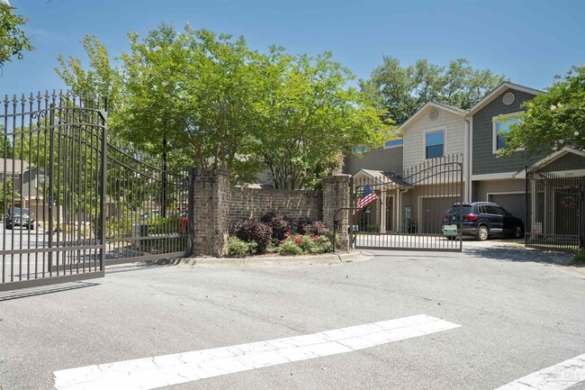 Building Photo - 3508 Mossy Oak Villas Cir