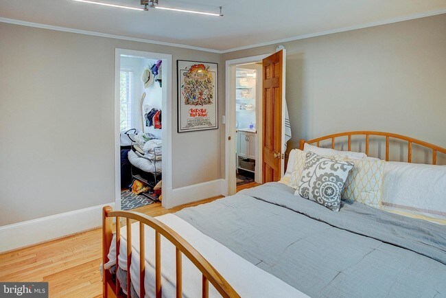 Foto del edificio - 214 Wirt St NW