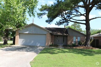 Building Photo - 1003 Cedar Post Ct