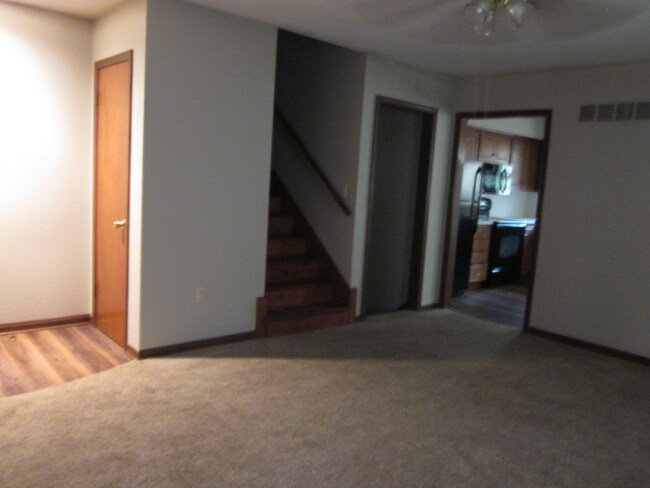 Foto del edificio - 427 S Cardinal Dr