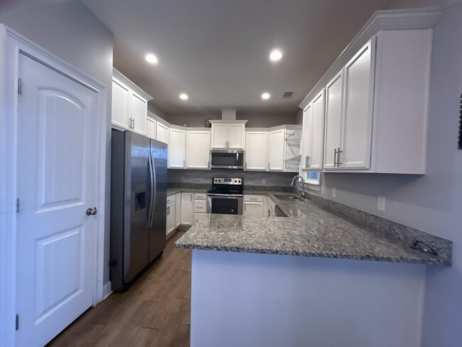 Building Photo - 50 Kayton Ct