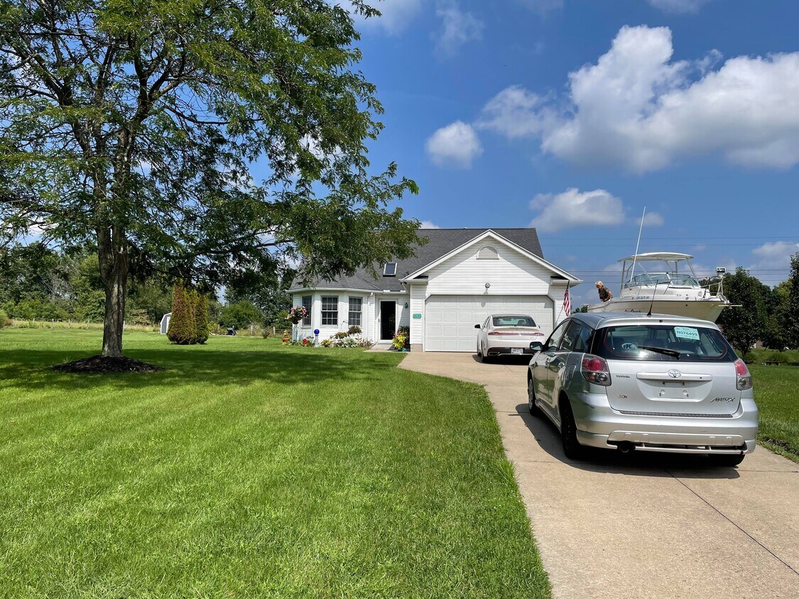 Foto principal - 3135 Summit St