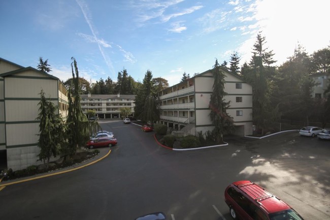 Building Exterior - Swiss Gables Apartment Homes