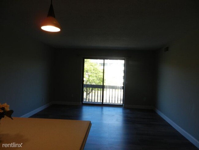 Foto del edificio - 1 br, 1 bath Condo - 68 Main Street