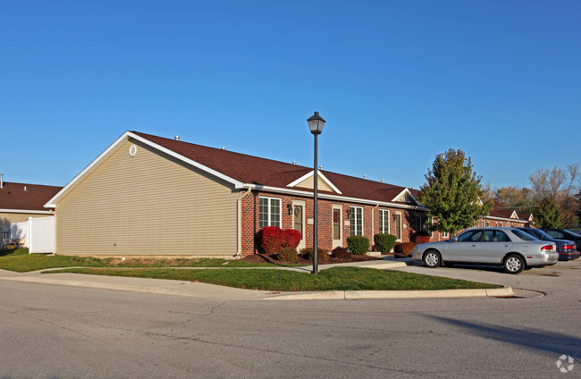 Building Photo - Emerald Pointe (55+ Senior Community)