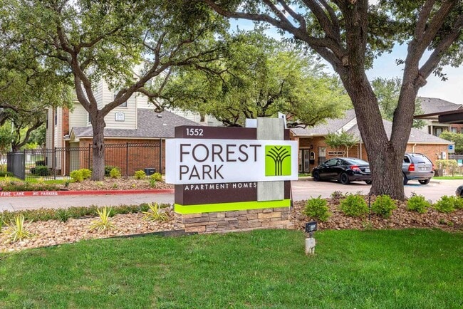 Foto del interior - Forest Park Apartments
