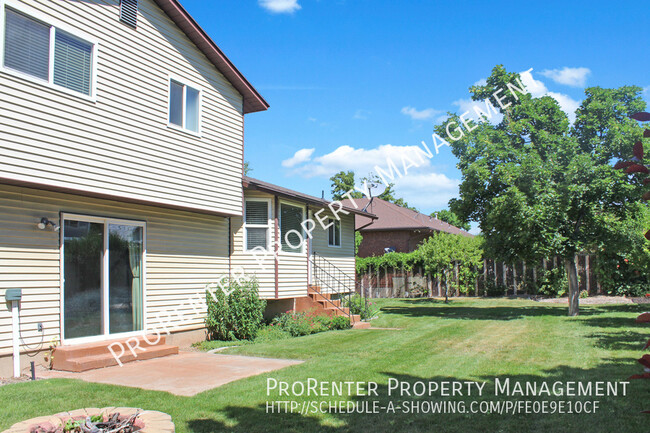 Building Photo - Updated 5 Bed, 2.5 Bath East Layton Home