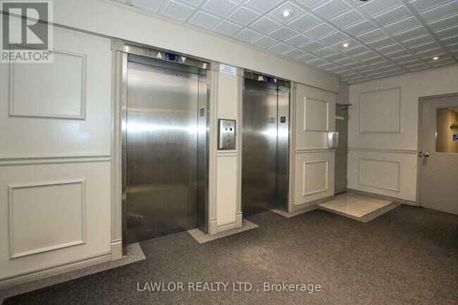 Photo du bâtiment - 3311-3311 Kingston Rd