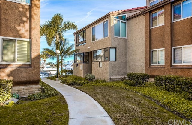 Primary Photo - 17106 Bluewater Ln