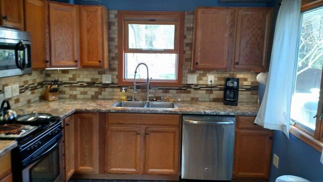 Foto del edificio - 1934 Center St