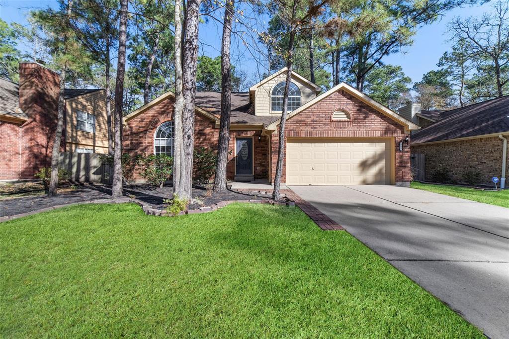 Primary Photo - 183 N Village Knoll Cir
