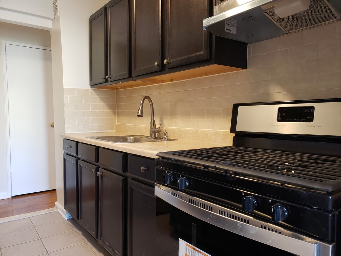 Foto principal - 1625 Rockaway Parkway