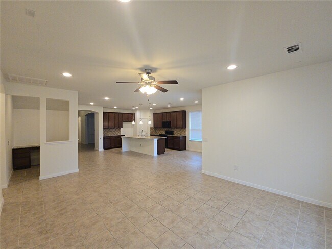 Foto del edificio - 5206 Gerent Ln
