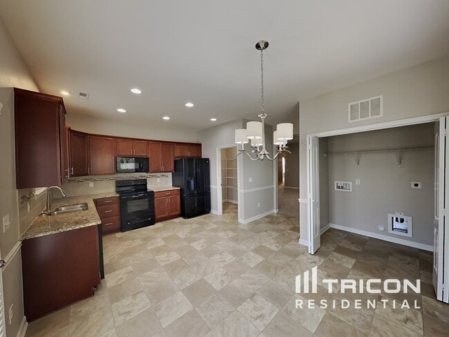 Building Photo - 5709 Midstream Cir