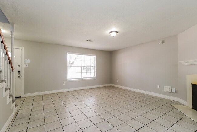 Foto del edificio - 3035 Cinnamon Glen Dr