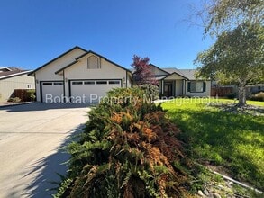 Building Photo - 2963 Hot Springs Dr