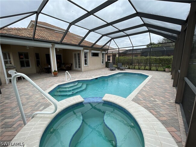 Building Photo - 6478 Waverly Green Way