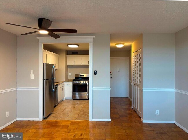 Foto del edificio - 2030 N Adams St