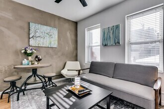 Building Photo - 1519 W Superior St