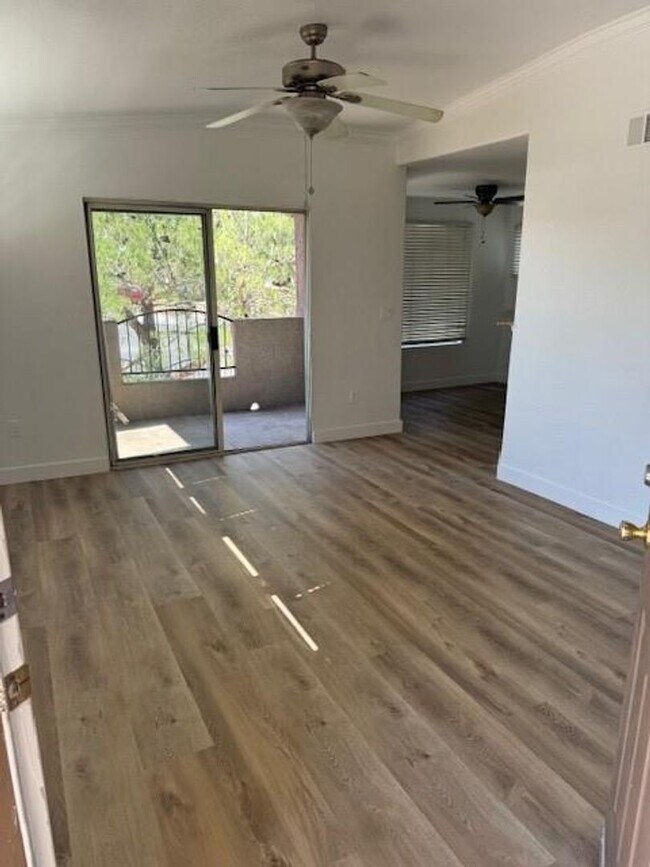 Building Photo - 2 Bedroom Located in Borgata Condos!