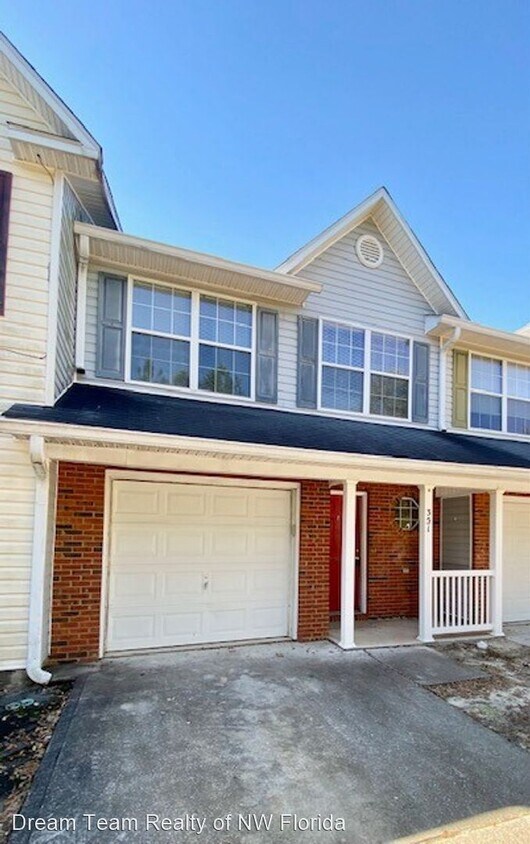 Primary Photo - 3 br, 2.5 bath House - 351 Crooked Pine Trail