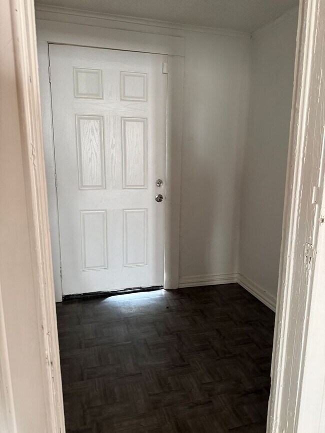 Building Photo - 2210 18th St