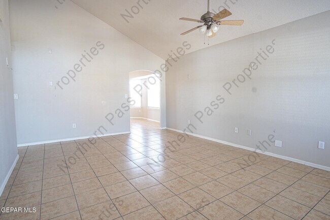 Building Photo - 14140 Robert Ituarte Dr