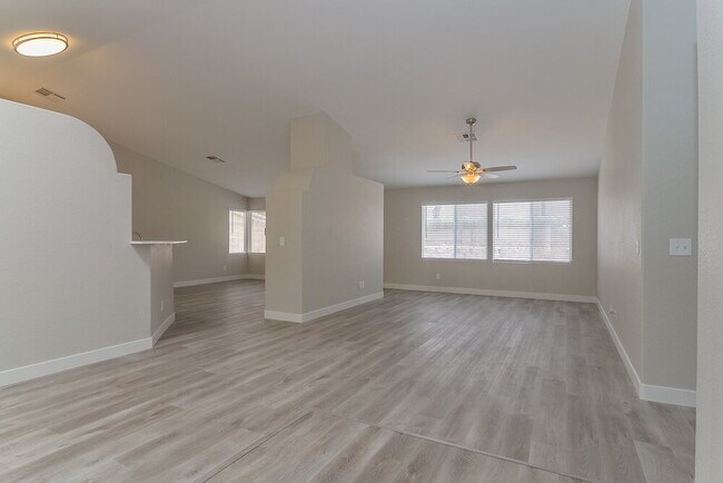 Building Photo - 126 Appian Way