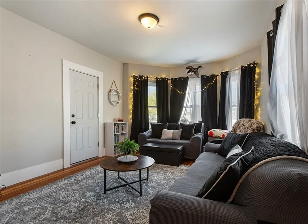 Foto principal - 1037 Cove Rd