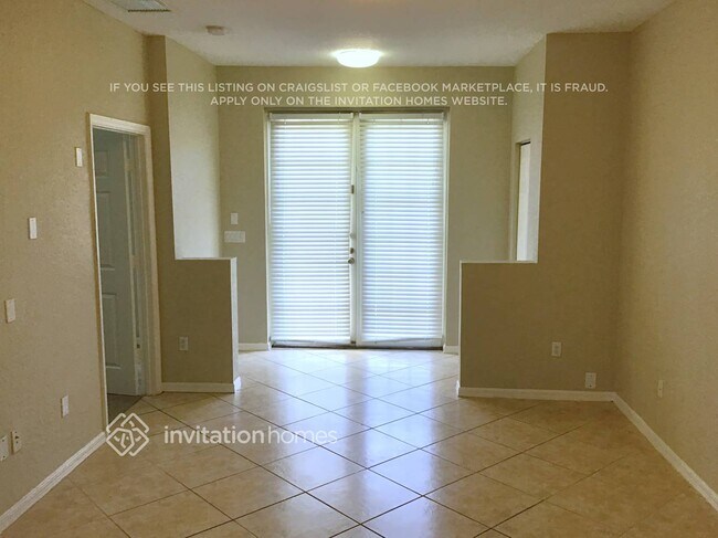 Foto del edificio - 5817 Hampton Hills Blvd