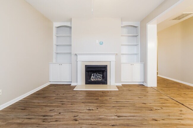 Foto del edificio - 224 Stansbury Ln