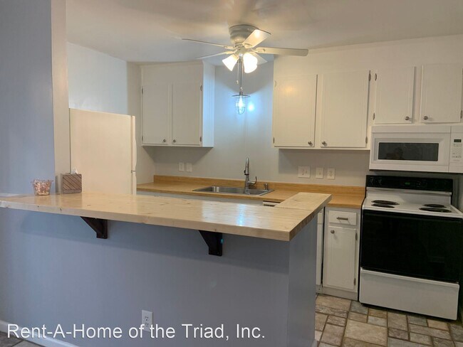 Foto del edificio - 2 br, 2.5 bath House - 5743-F Bramblegate ...