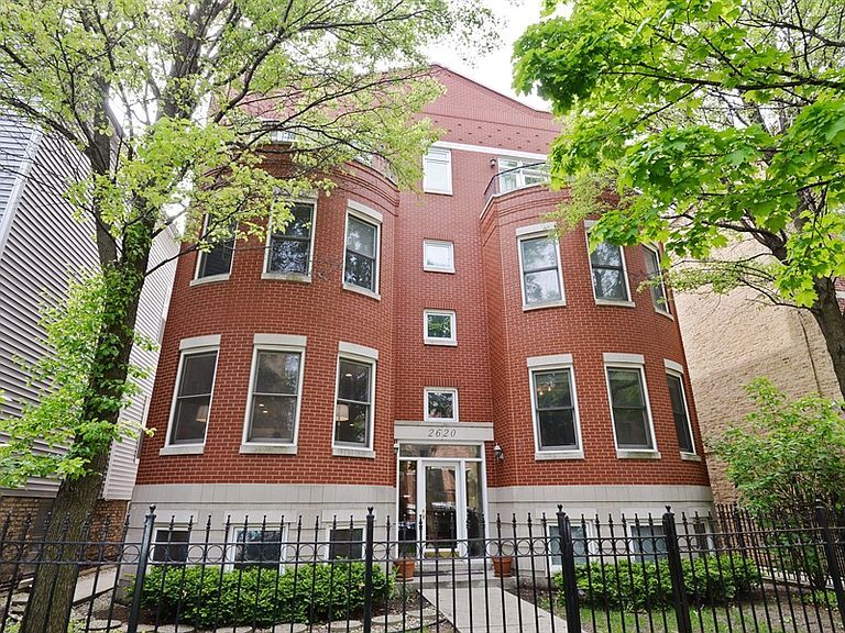 Primary Photo - 2620 N Wayne Ave