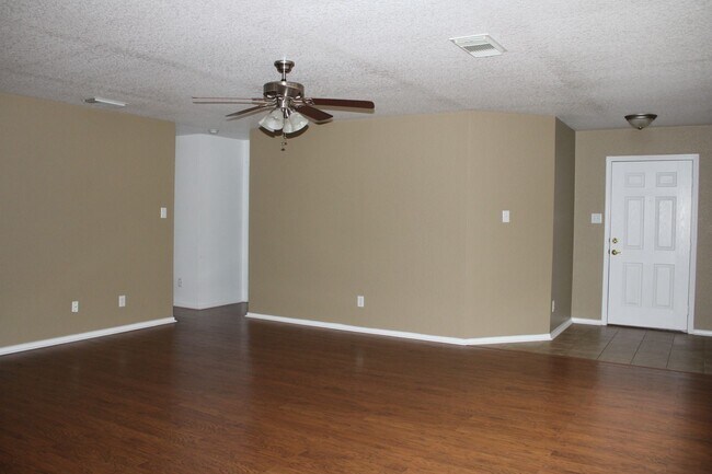 Building Photo - 11212 Forest Pass Ct