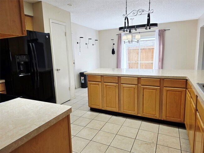 Foto del edificio - 6610 Northleaf Dr
