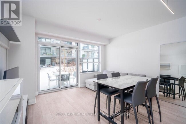 Building Photo - 271 Sea Ray Ave