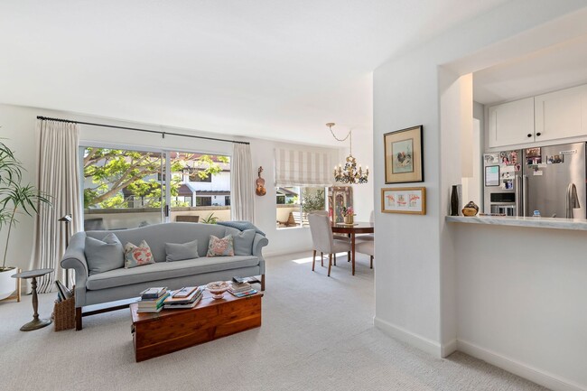 Foto del edificio - El Escorial Villa – East Beach Living at I...