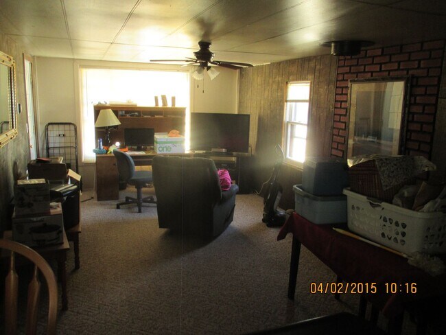 Foto del edificio - Available Immediately!  Spacious 1 bedroom house