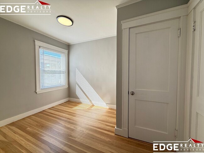 Foto del edificio - 141 Edenfield Ave