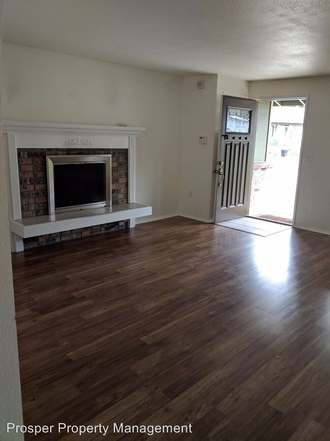Foto del edificio - 14120-14122 107th Ave Ct E