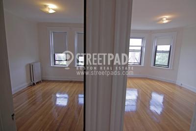 Building Photo - 2 bedroom in Malden MA 02148