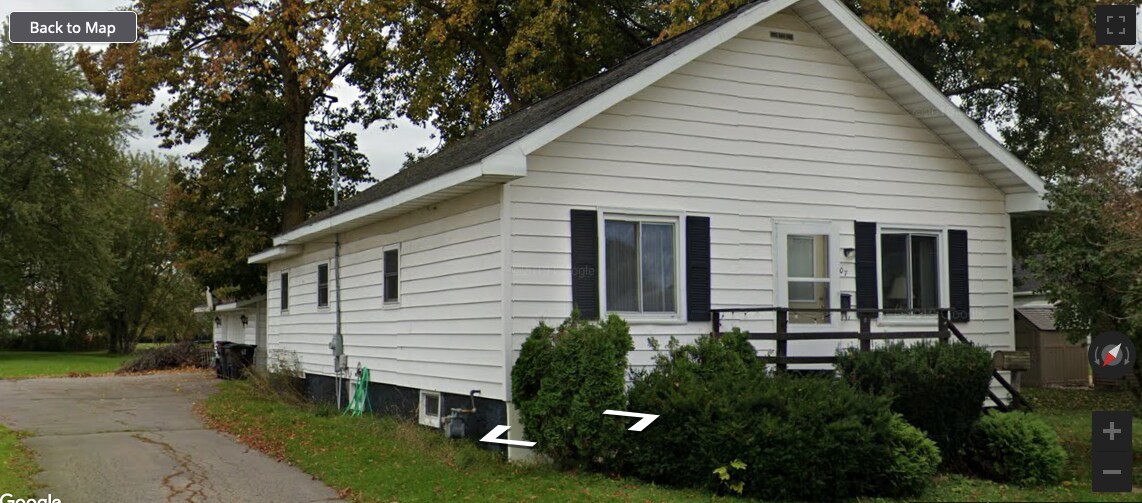 207 S Peach Ave, Marshfield, WI 54449 House Rental in Marshfield, WI
