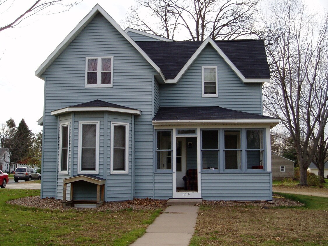 Primary Photo - 2019 5th St E